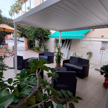 Hotel Della Piazzetta Varazze Exterior photo
